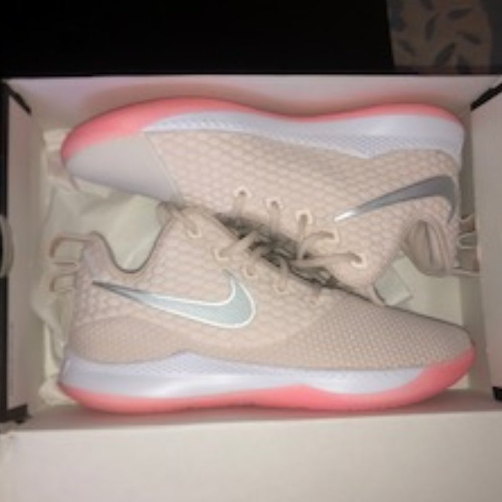 Lebron Witness 3 BRAND NEW